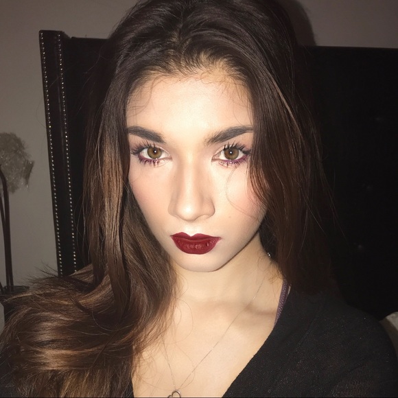 Meet your Posher, Nannette - Picture 1 of 1